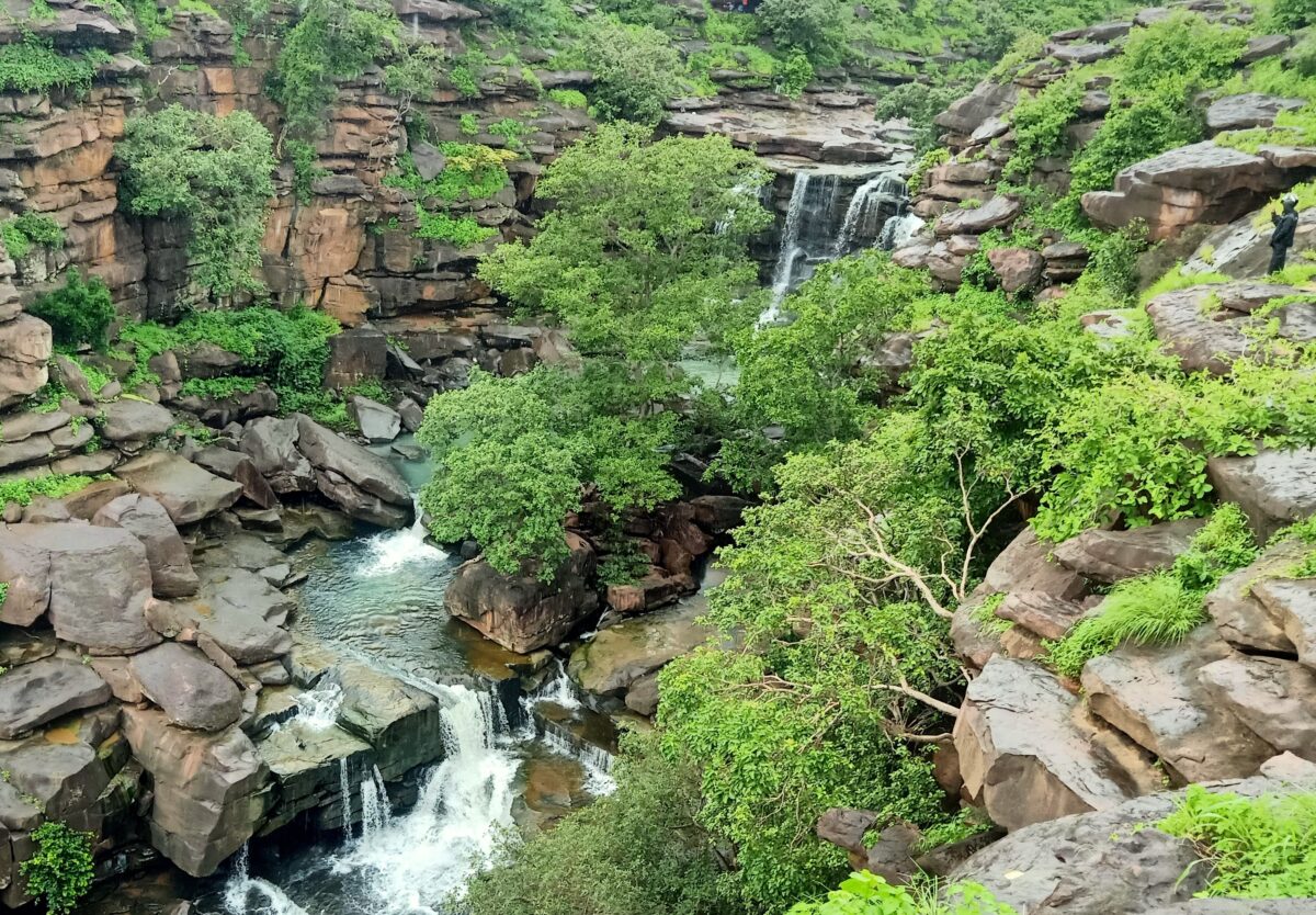 Famous Waterfalls in Jabalpur