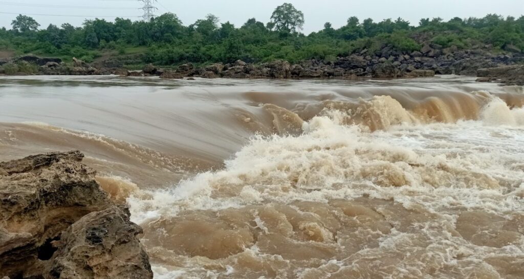 Famous Waterfalls in Jabalpur