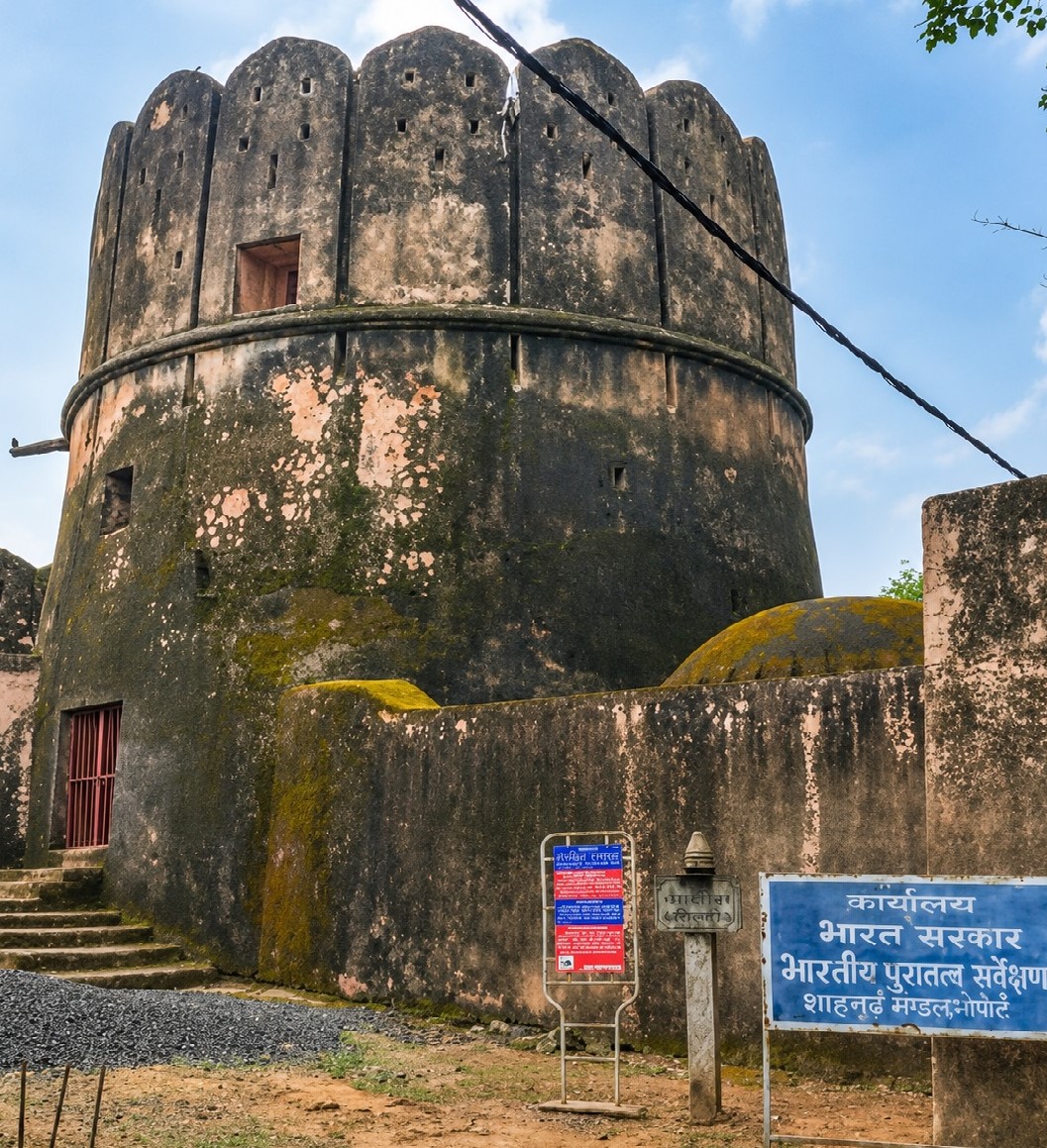 Mandla Fort