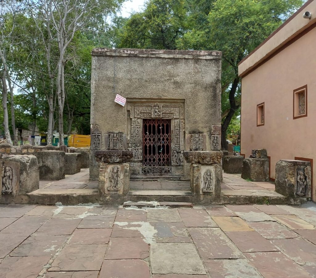 Best Places to Visit in Guna